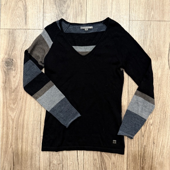 Women’s XS V-Neck Smartwool Sweater - Picture 1 of 11